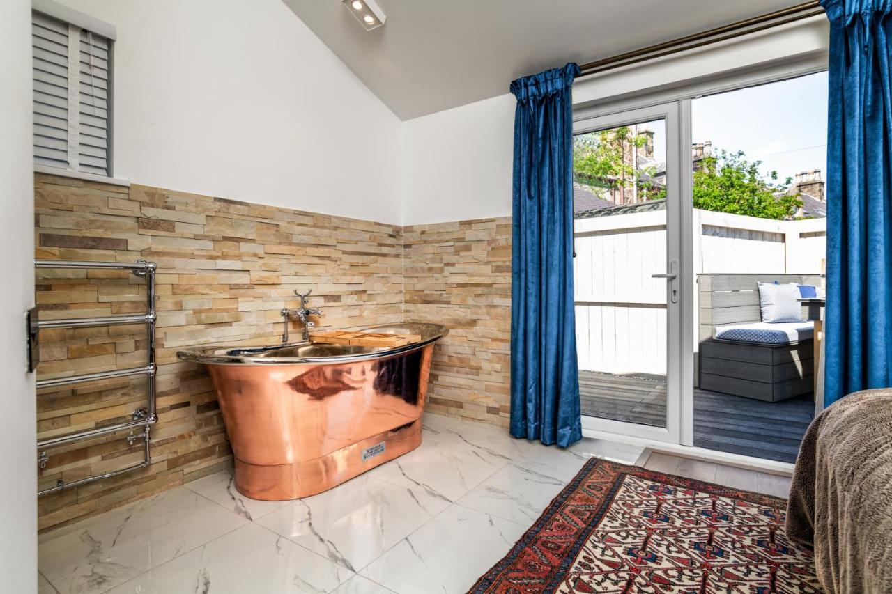 Relax in Super Size Copper Tub - 2 bedroom villa Inverness Esterno foto