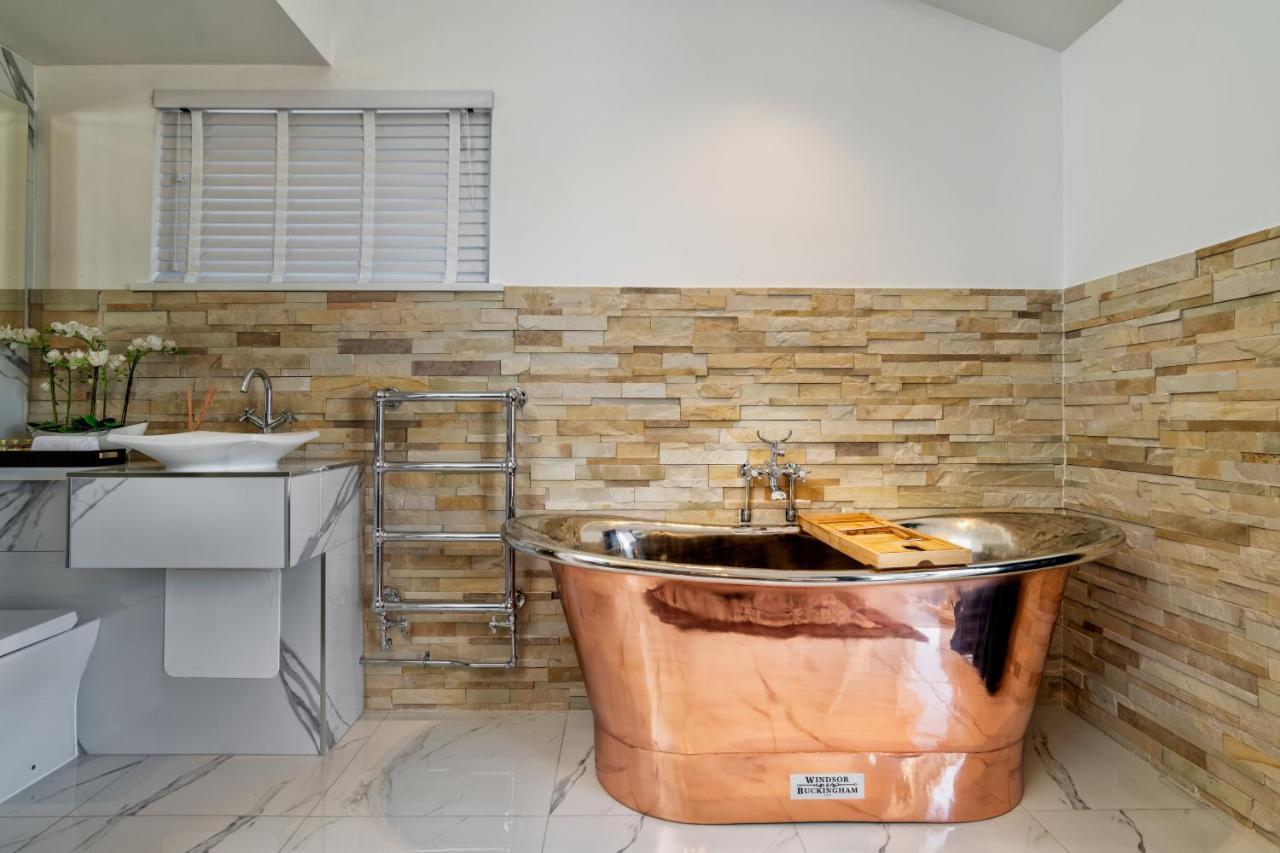 Relax in Super Size Copper Tub - 2 bedroom villa Inverness Esterno foto
